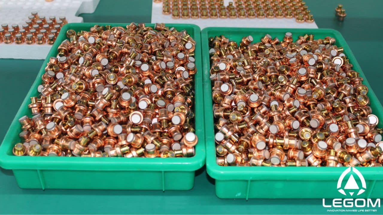 Copper shells for wax thermostatic elements at the Legom factory
