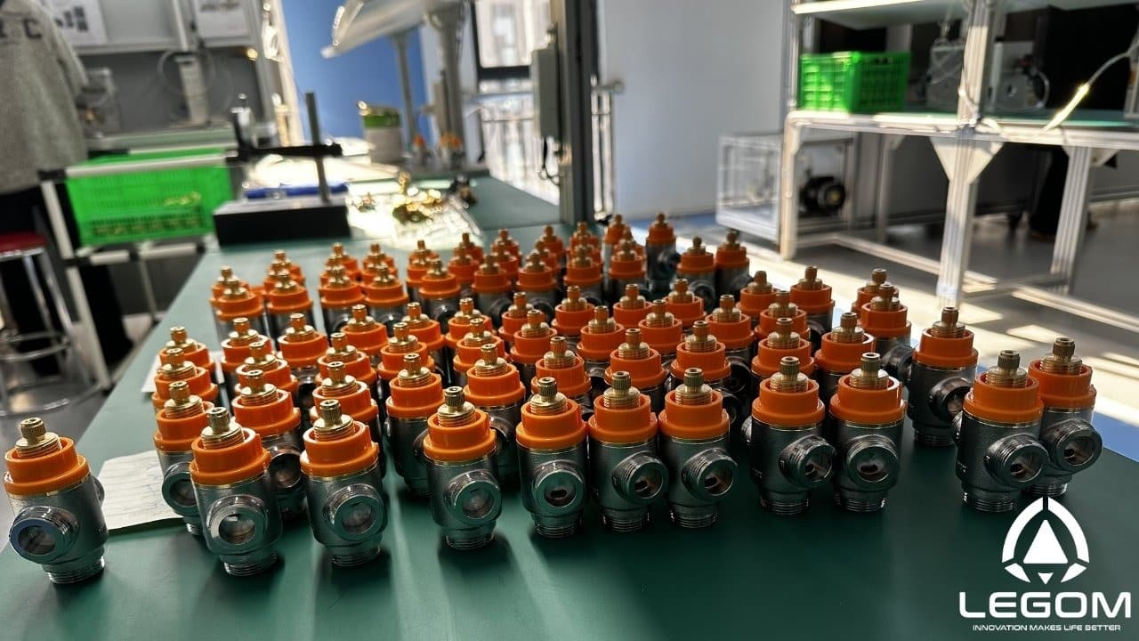 Finished HVAC valve batch inspection — Legom quality assurance